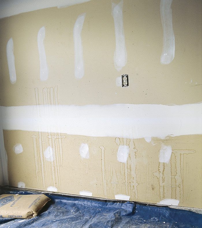 Priming prevents yellowing